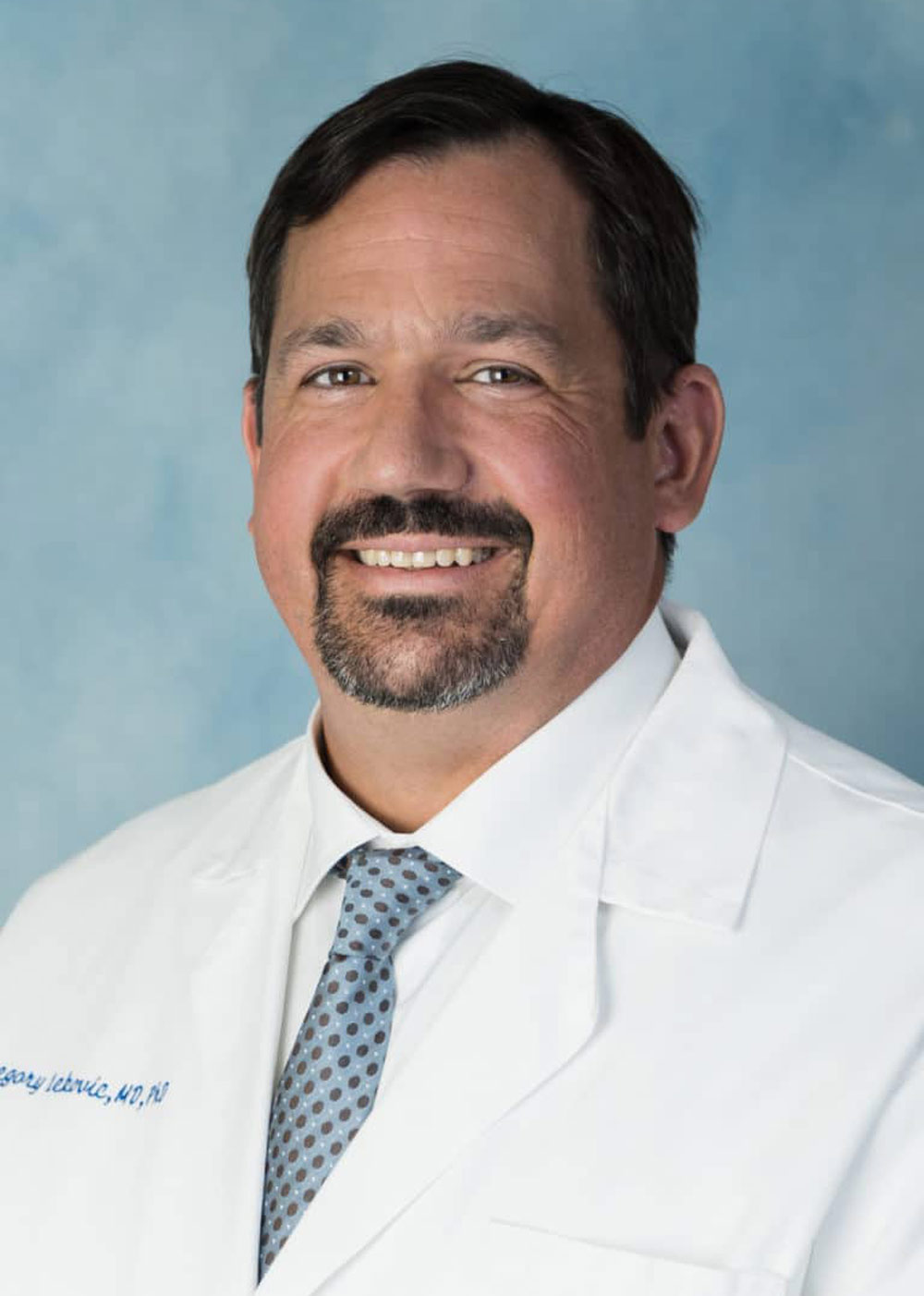 Dr. Lekovic, board-certified neurosurgeon in Los Angeles.